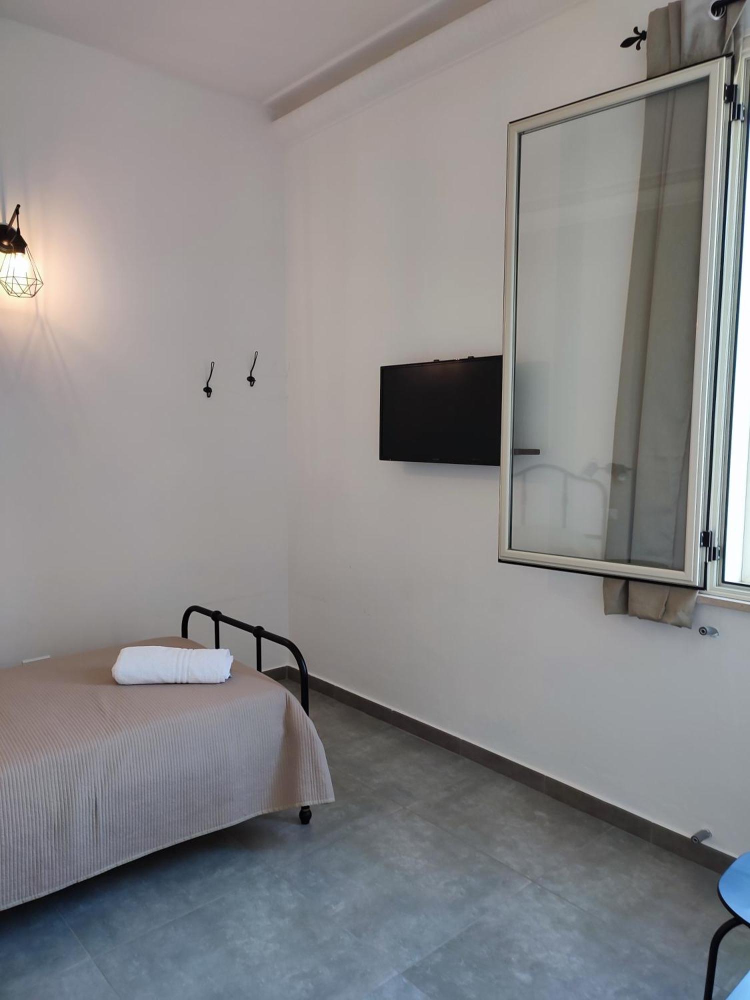Inkantu B&B Terrasini Bilik gambar