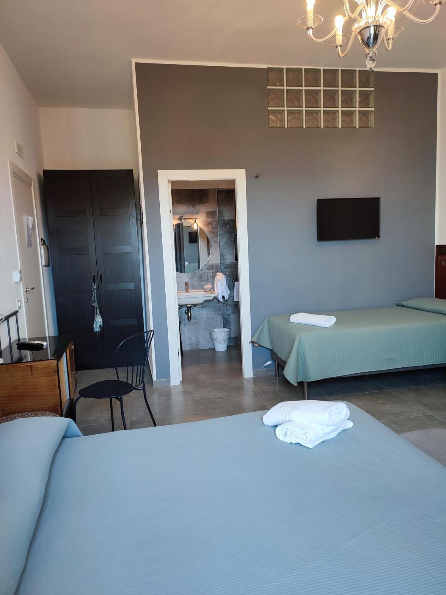 Inkantu B&B Terrasini Bilik gambar
